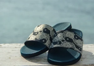 Store Yin Yang Slides Footwear & Accessories